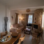Mythos Villa